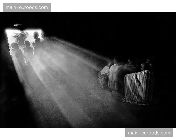 内容生产商在现阶段尝试“纪实+旅游”视角 提升传播质感